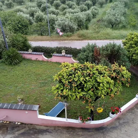 Domus Rosada Apartment