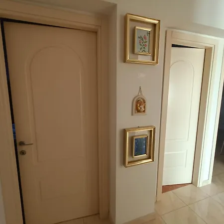 Domus Rosada Apartment